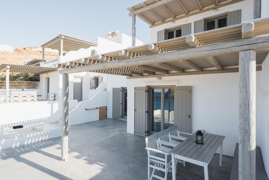 Sea Rock & Sky Private Residence Merchia Beach ภายนอก รูปภาพ