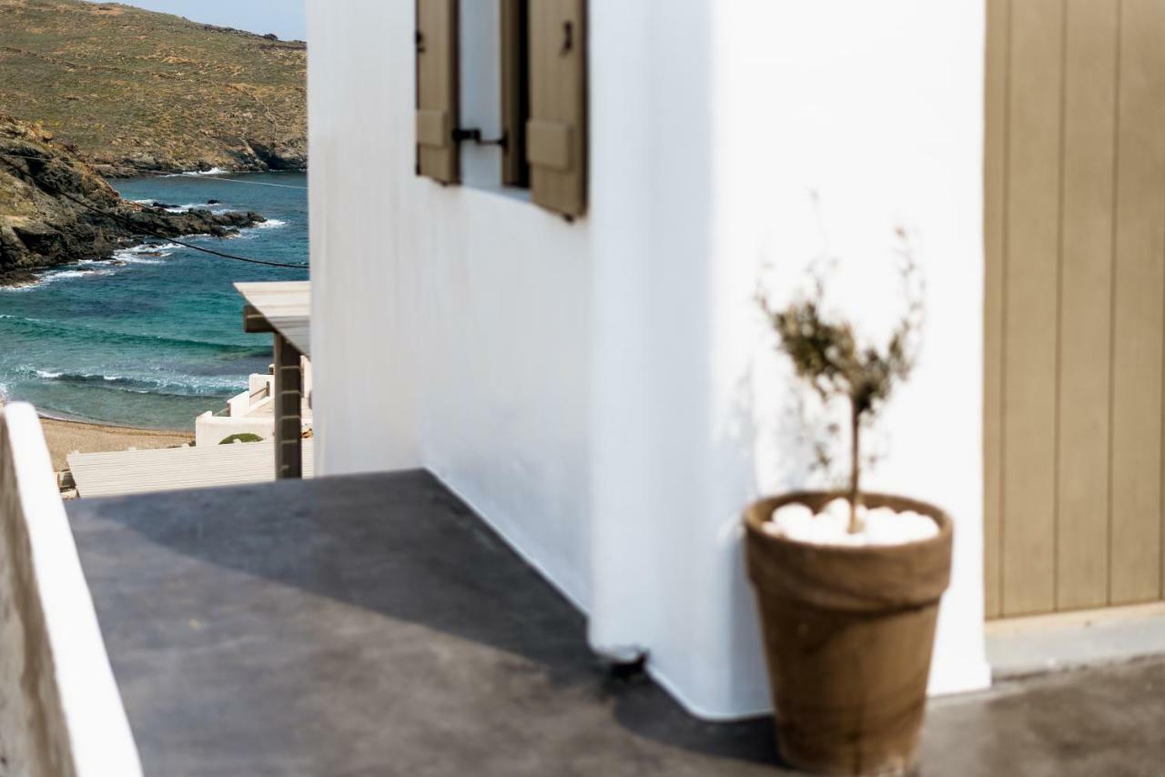 Sea Rock & Sky Private Residence Merchia Beach ภายนอก รูปภาพ